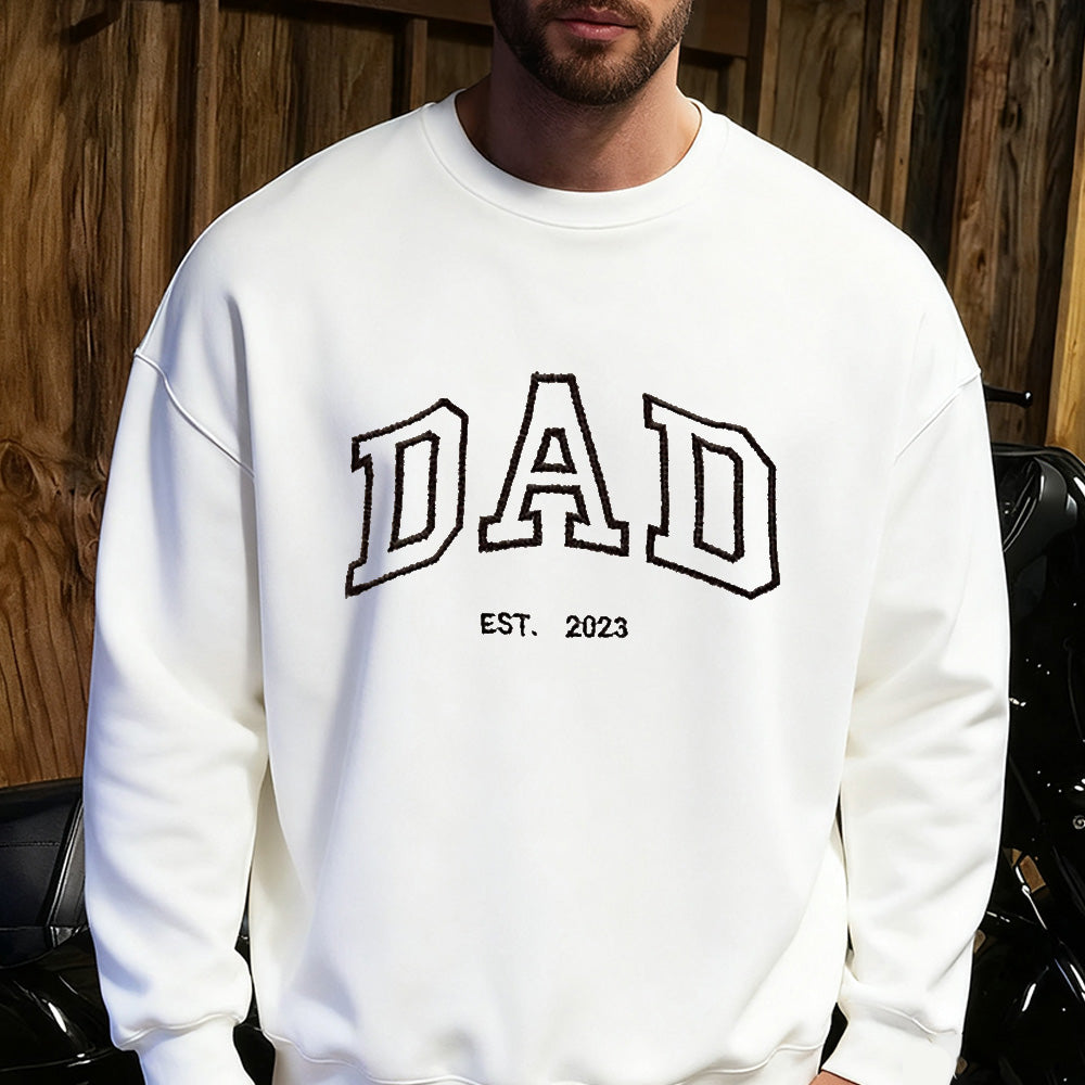 Personalized Mama/Dad Embroidered Sweatshirt, Custom Mom/Dad Embroidery Hoodie